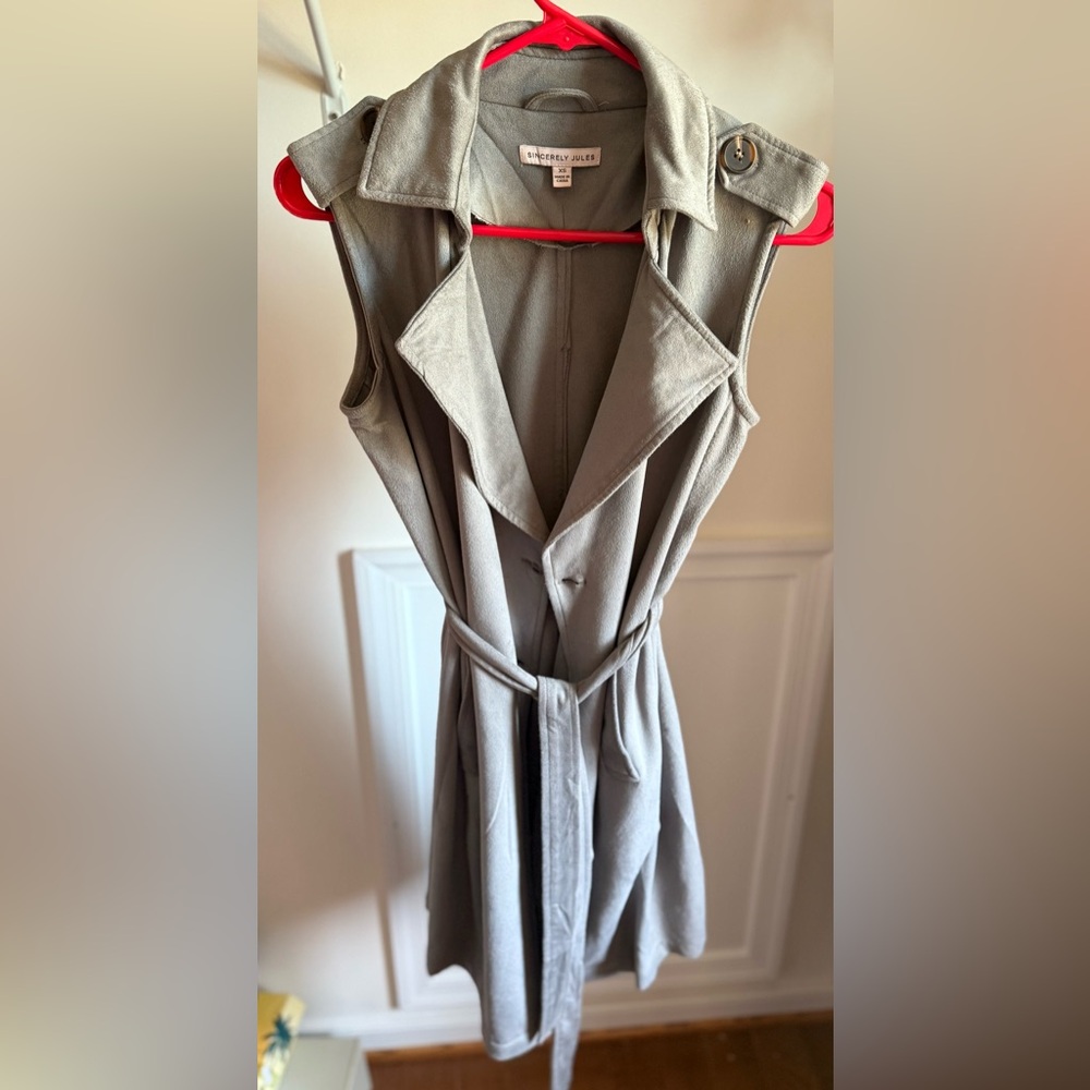 Sincerely Jules Olive Sleeveless Coat